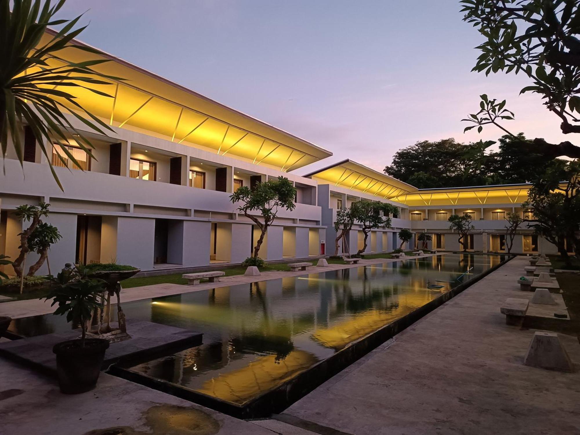 Guna Graha Kuta By Kamara Exterior foto